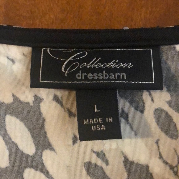 Dress Barn boutique antique Sequence dress shirt, half sleeve. - Picture 2 of 2